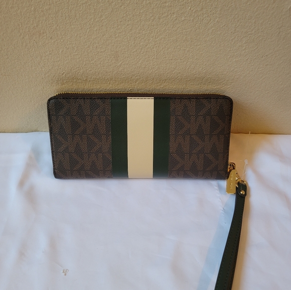 Michael kors wallet - Picture 15 of 15